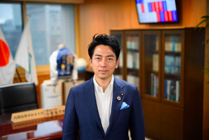 小泉進次郎兄弟の関係性と家族の絆